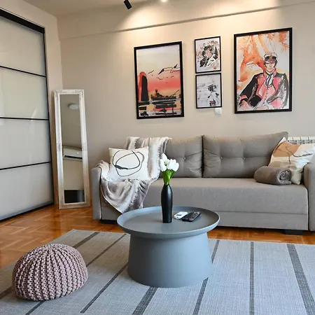 Apartment Corto *